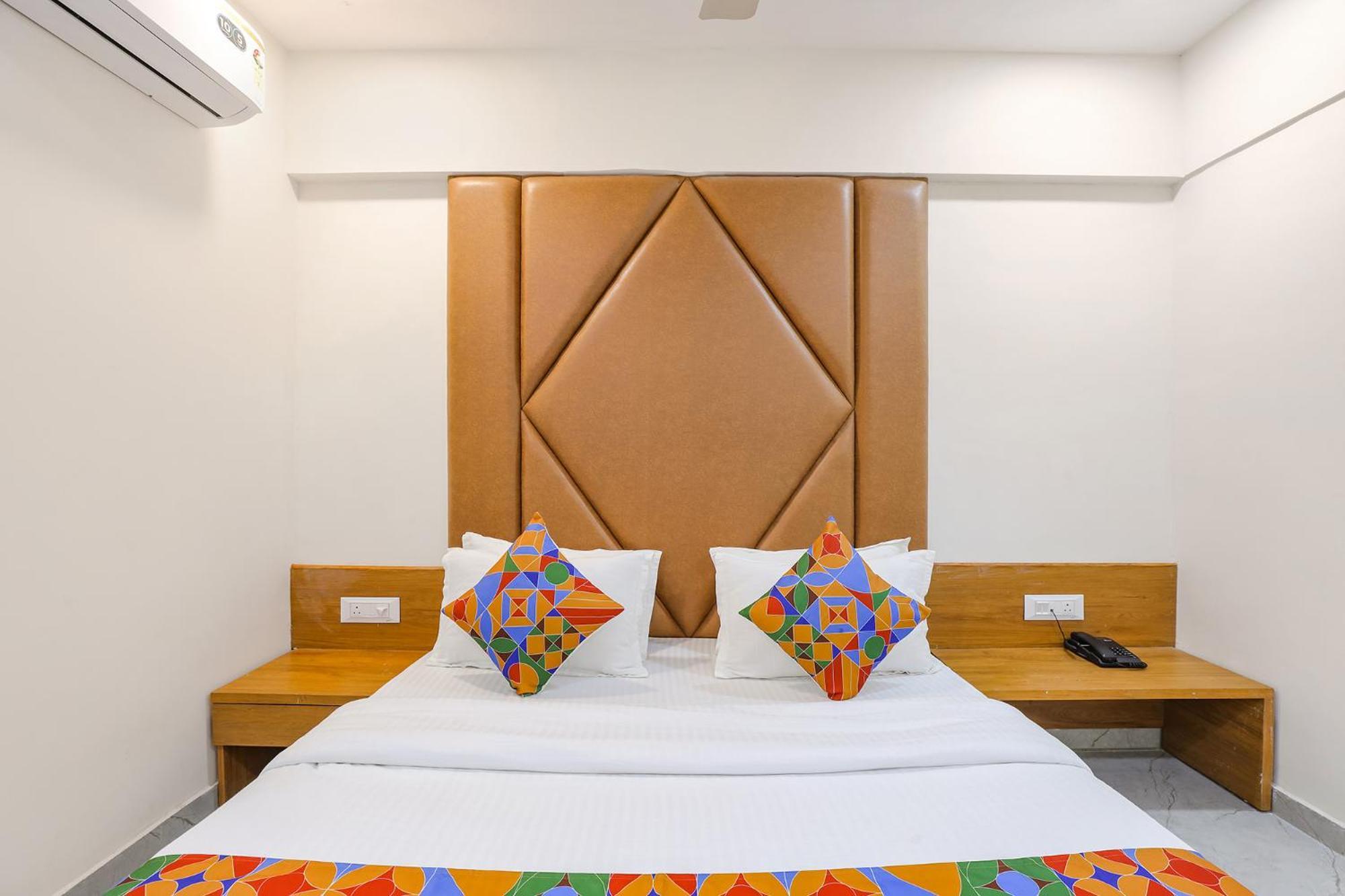 Fabhotel Crystal I - Gandhinagar Exterior photo